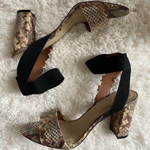 💫SOLD💫Vince Camuto Snakeskin Elastic Heels